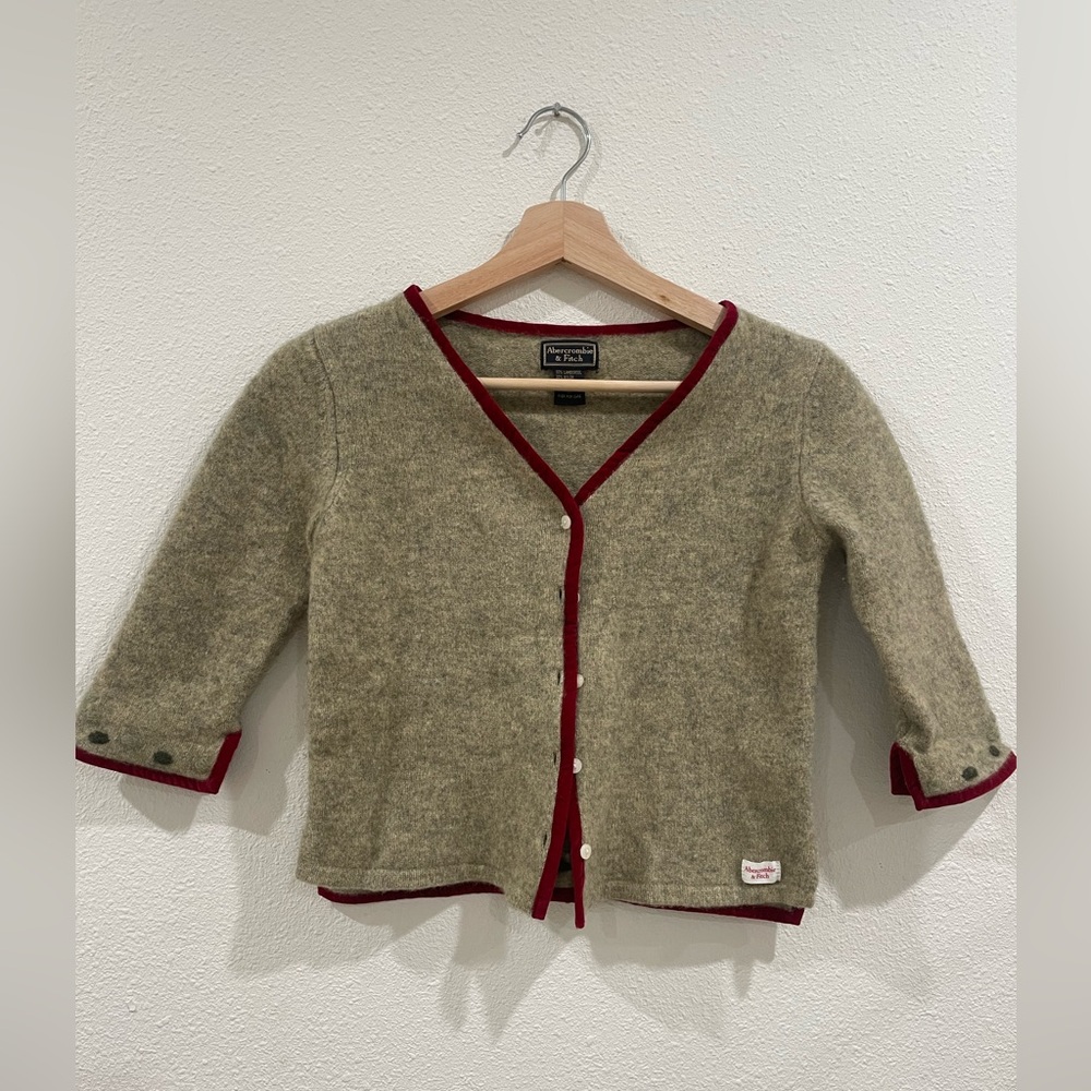 Vintage Y2K 2000s Abercrombie & Fitch LambsWool Blend Cardigan Floral Detail